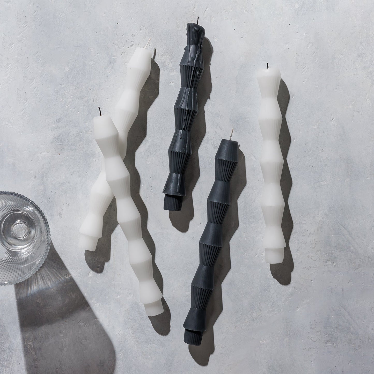 ZAI Geometric Pillar Candle in Ivory